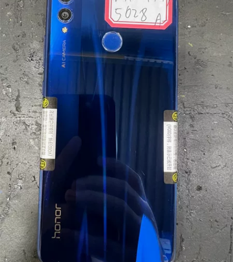 荣耀8X 4?64G 实拍图 串号5628...