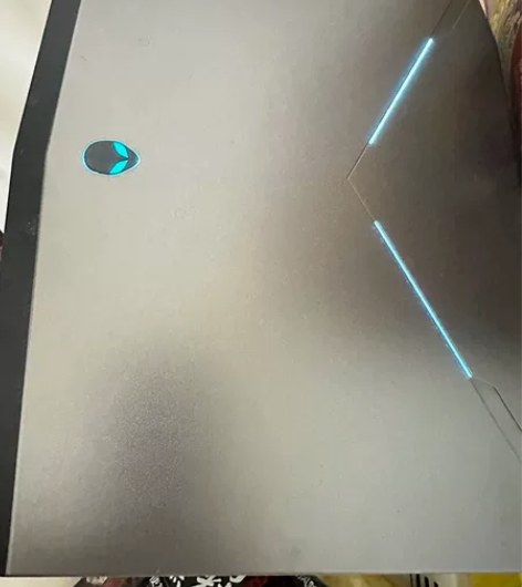 外星人笔记本 ，闲置  ，看不懂配置，支持...