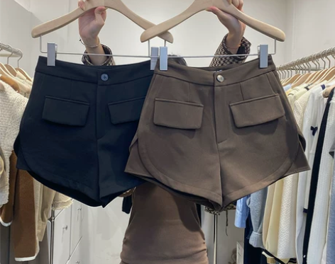 咖色西装阔腿短裤女2021秋季新款韩版设计...