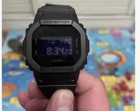 卡西欧小方块,前女友送的,本想留个纪念,但...