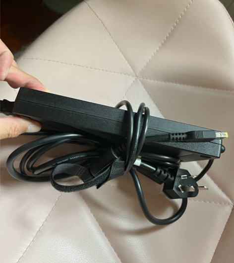出联想拯救者R9000P原装电源适配器，3...