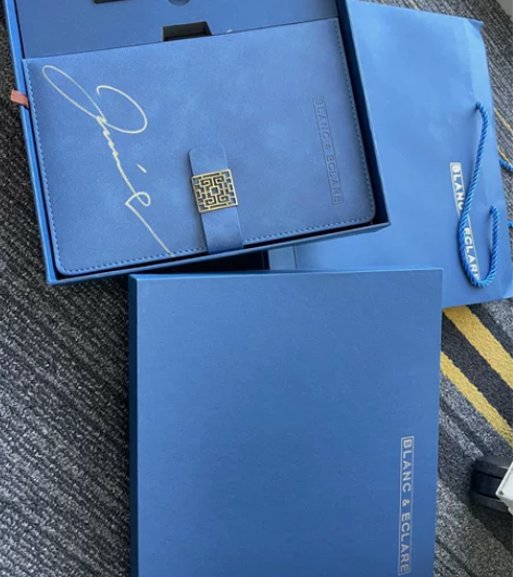 代出。郑秀妍Jessica签名，私人定制笔...
