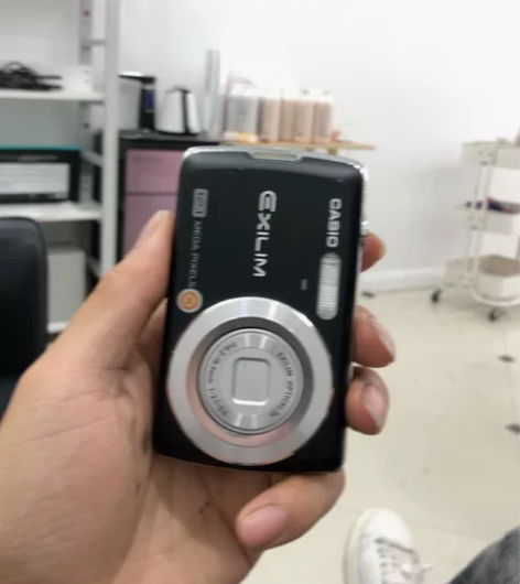 卡西欧z037功能完好，成色不错，送卡不送...