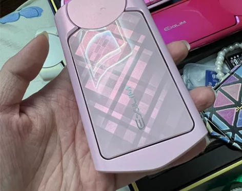 卡西欧tr500粉色 裸机 磕碰划痕自己看...