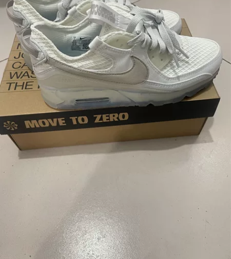 乔丹Air MAX90气垫鞋,原价729购...