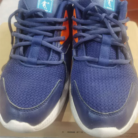 乔丹男童运动鞋 36码 七成新 感兴趣的话...