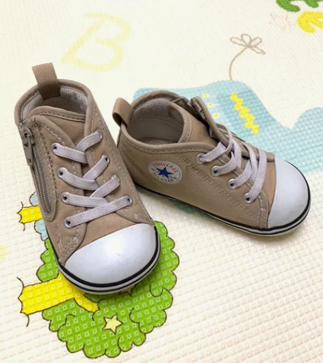 日产匡威14码 新旧如图 感兴趣的话点“我...