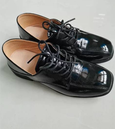 Camel骆驼女鞋春秋季英伦风系带舒适单鞋...