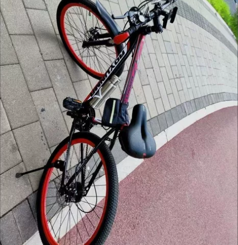 【特价】山地车越野轻便公路赛车碟刹变速自行...