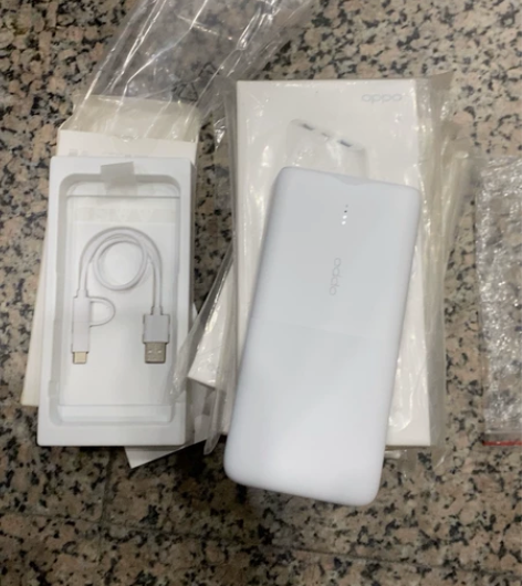 充电宝全新未拆封opoo品牌,1万毫安时,...