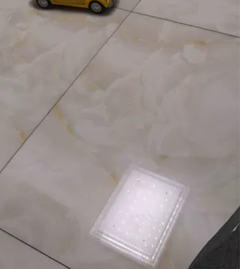 孩之宝变形金刚机器人大黄蜂感应变形遥控车男...