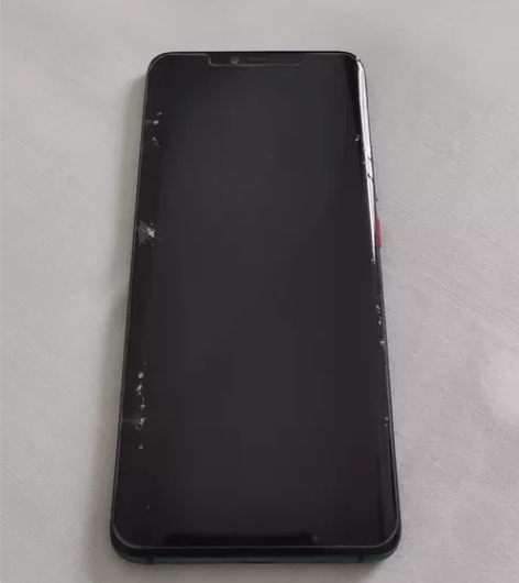 华为mate20pro（ud）版。8+12...