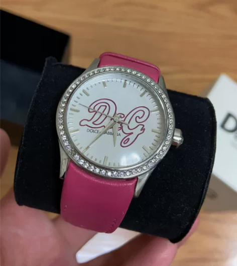 D##amp；amp；G 女装时装手表 找...