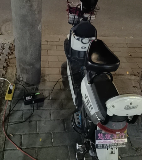 代朋友出售电动车,电瓶新换两月,满电30公...