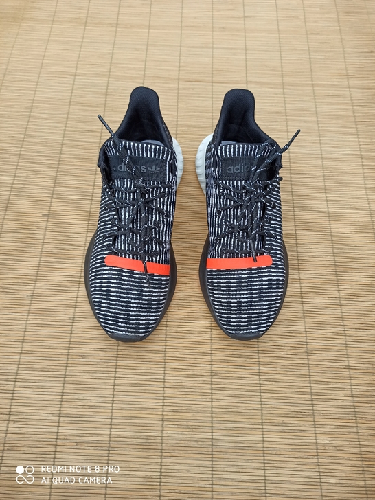42码阿迪达斯运动鞋