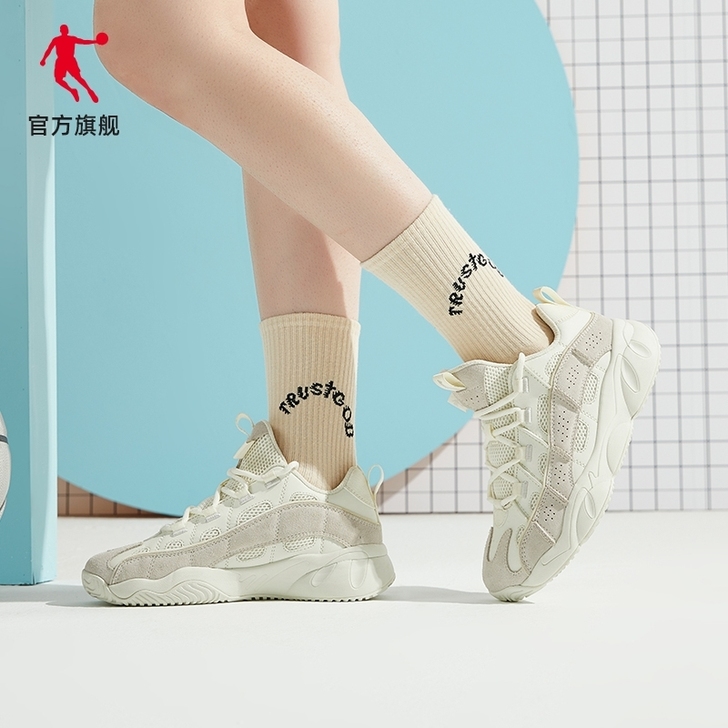 乔丹篮球鞋女鞋运动鞋2021秋季新款女子防...