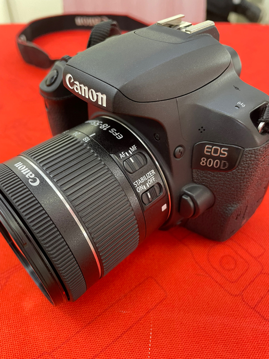 佳能800D（18-55）套机便宜出，机子...