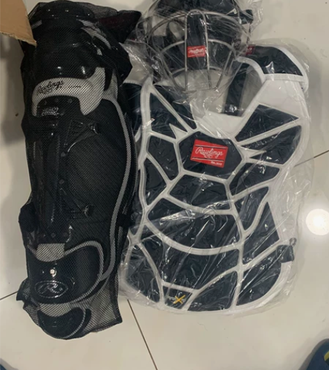 Rawlings捕手护具，全新未使用，不议...