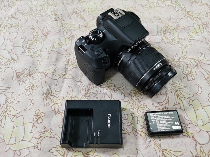 佳能1300D 18-55is套机 95新...