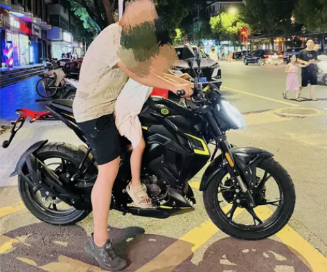 贝纳利小迅龙150S.    22年7月，...