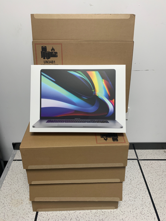 MacBook Pro 16寸 原厂包装盒...