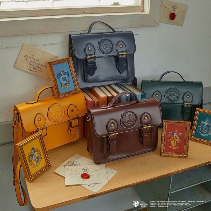 霍格沃茨哈利波特 四个学院邮差包 JK英伦...