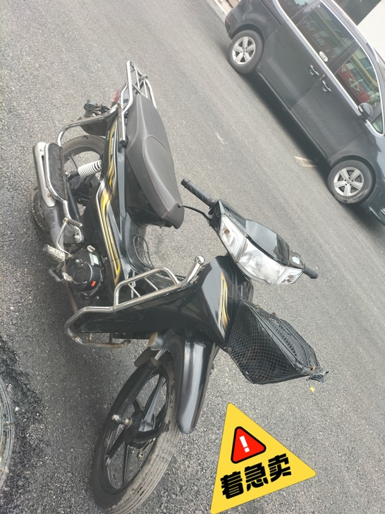豪爵摩托，购车出售，19年8月电喷，快速出...