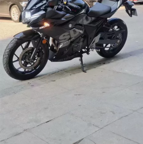 铃木gsx250一低价出售九五新二手摩托车...