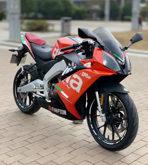 20年底崭新阿普利亚gpr150带abs ...