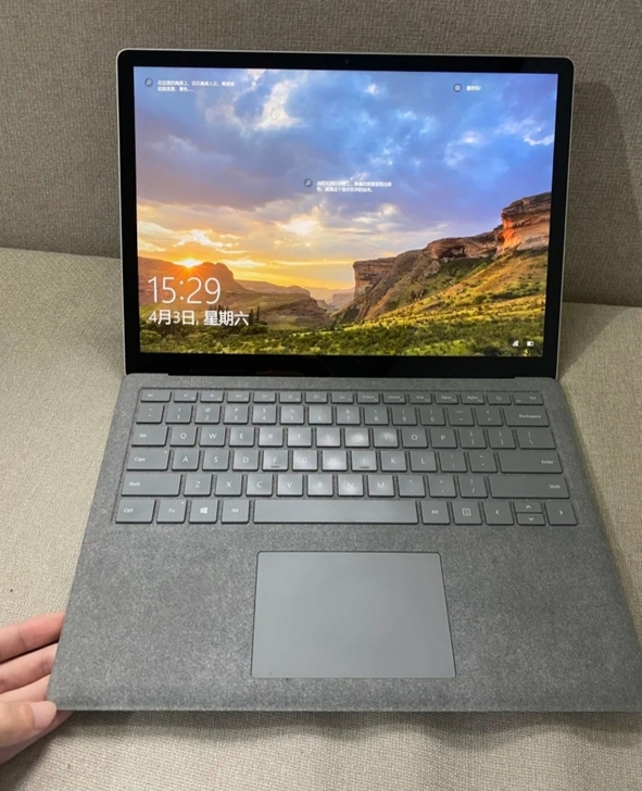 微软 全触控屏幕笔记本 Surface L...