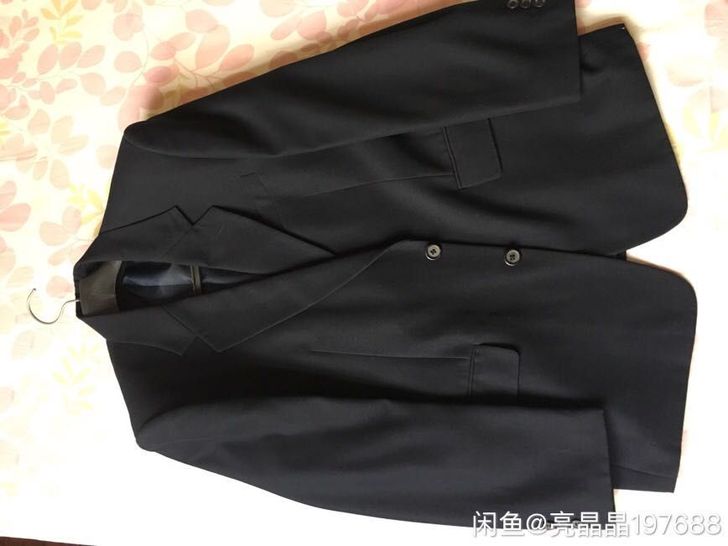 九成新意特利西服上衣