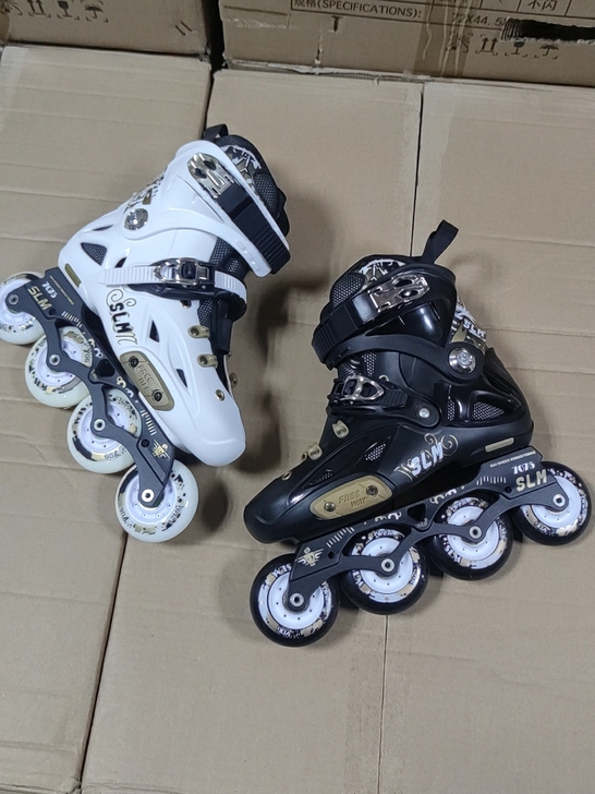 全新 36码，黑白鸳鸯鞋！平花鞋！特价处理！