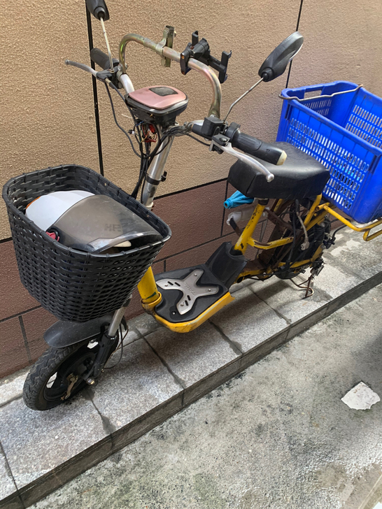 48伏小黄车车架 后碟刹 不送外卖了 头盔...