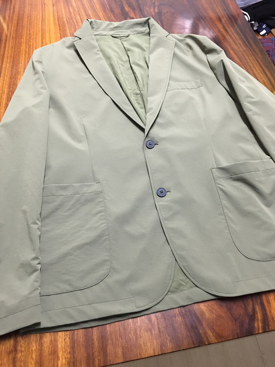 闲置 男士速干透气休闲西服,内有薄里衬,...