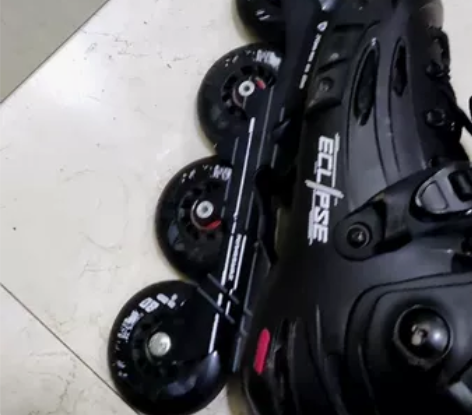 飞鹰轮滑鞋F5S成人平花鞋男女专业花式鞋刷...