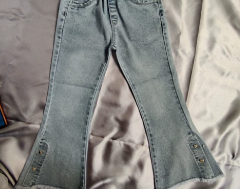 断码清仓女童牛仔裤喇叭腿裤子22码 22码...