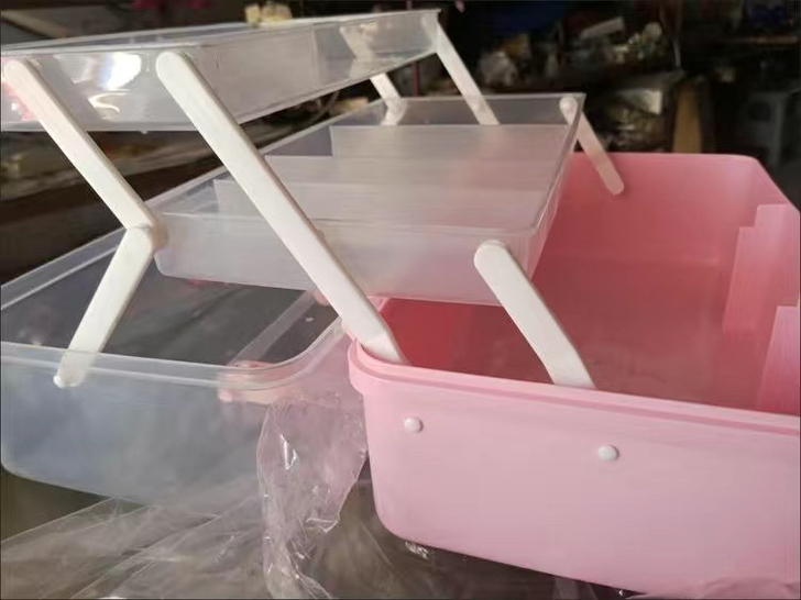 多层医药箱，特大号，买的时候多买了一个，