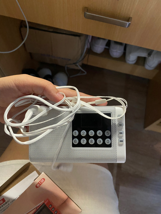 英语四六级考试听力专用收音机,用过两次,不...