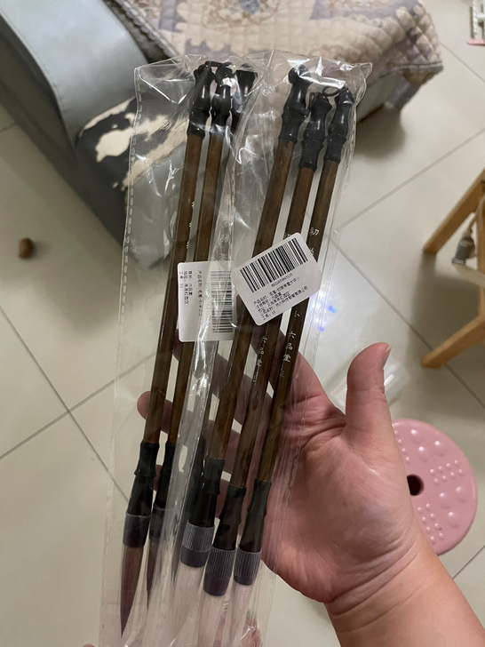 六品堂毛笔，全新未拆封的，15元六只不包邮...