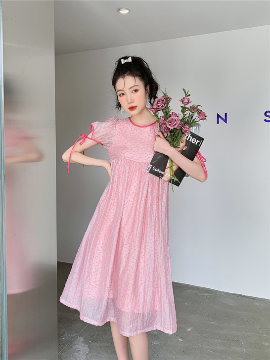 粉色可爱泡泡袖超大摆连衣裙夏季过膝长裙