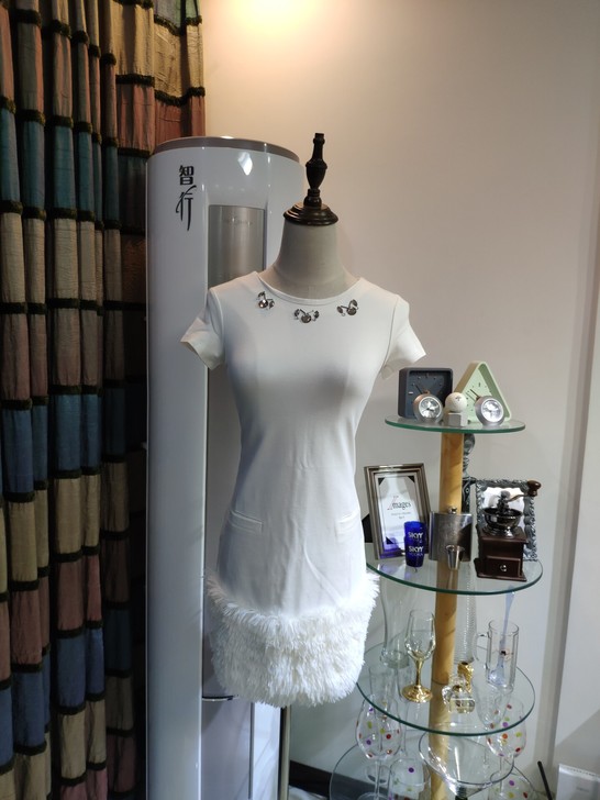 专柜 北欧乌克兰J-be 气质修身长T卫裙...