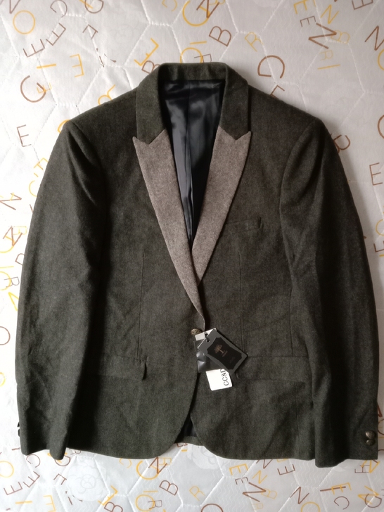 羊毛西服175码96A男款全新买来未穿过,...