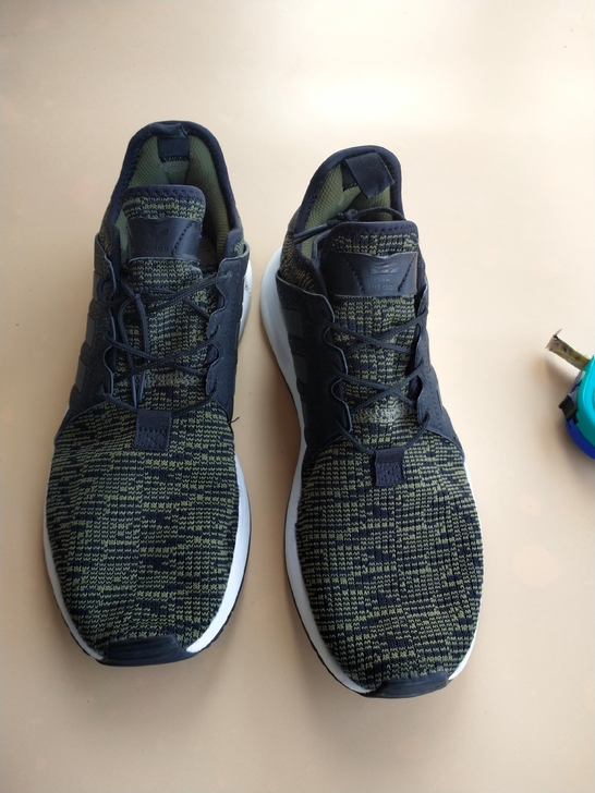 阿迪男鞋 42.5码。二手运动鞋，八成新，...