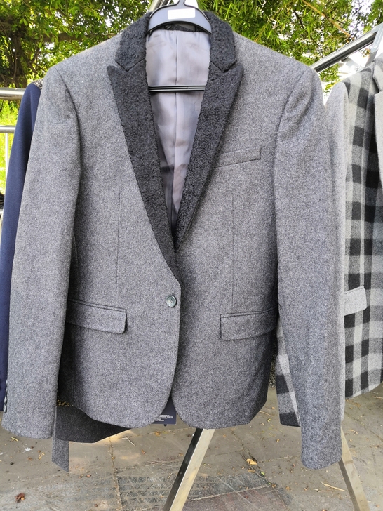 埃臣羊毛呢子西服，尺码170/88A（小码...