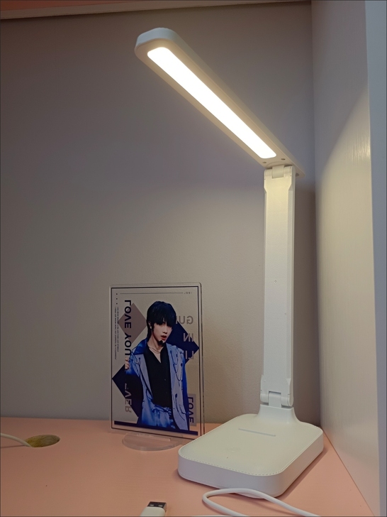 台灯护眼学习灯学生宿舍可充电插电两用折叠式...