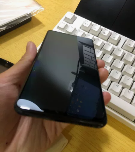 红米k20pro，6+128，屏幕有划痕，...