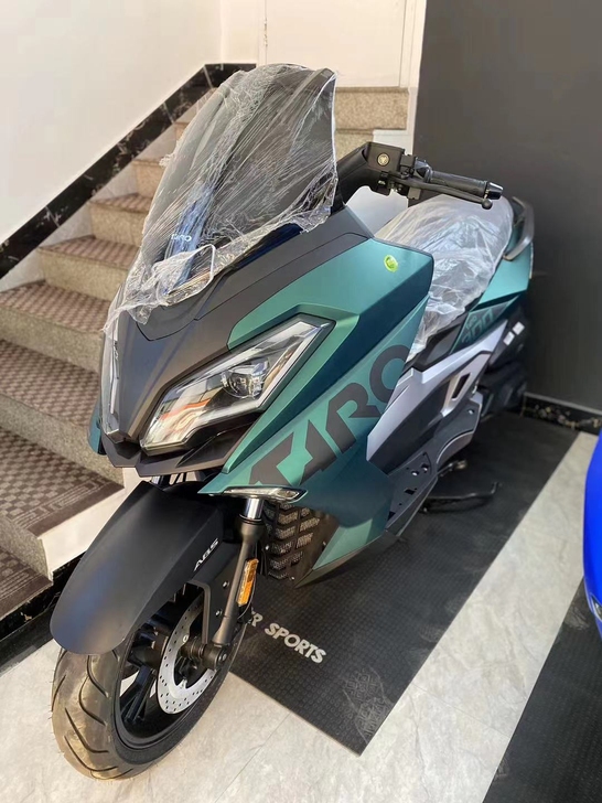 大踏板女装摩托车二手摩托车精品车，本田，铃...