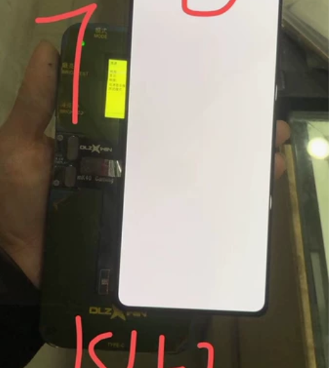 红米k40游戏增强版原装全新屏幕，极小瑕疵...
