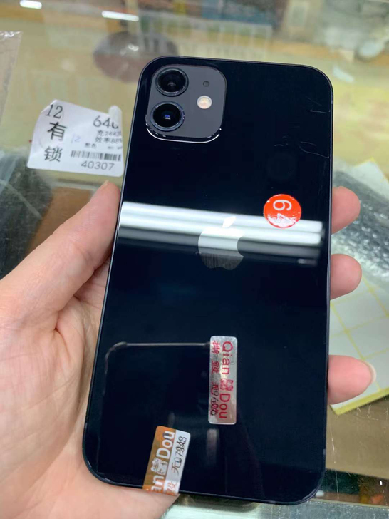 iPhone 12黑色64G美版有锁黑解