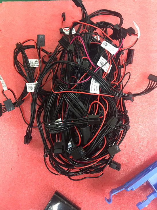 硬盘供电线，成就这个日子，成就3671，成...